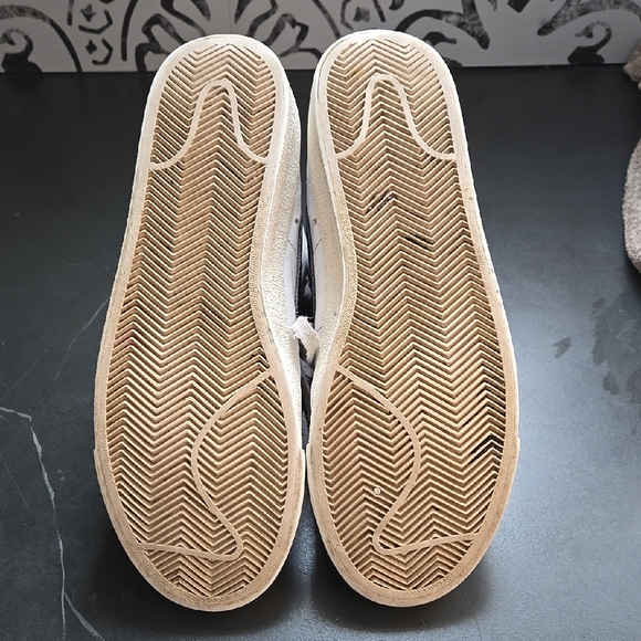 Nike Blazers High-Top Sneakers in White and Tan - Picture 5 of 8